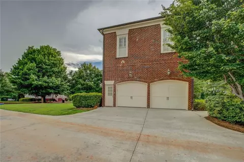 Exterior - 2115 E Haven Dr E, Covington, GA 30014 photo 15 of 15