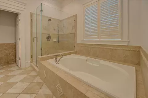 Bath - 2115 E Haven Dr E, Covington, GA 30014 photo 3 of 12