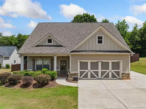 576 Thistlewood Dr, Talmo, GA 30575