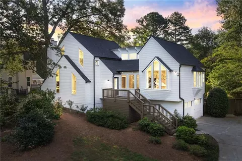 2762 Whitehurst Dr NE, Marietta, GA 30062