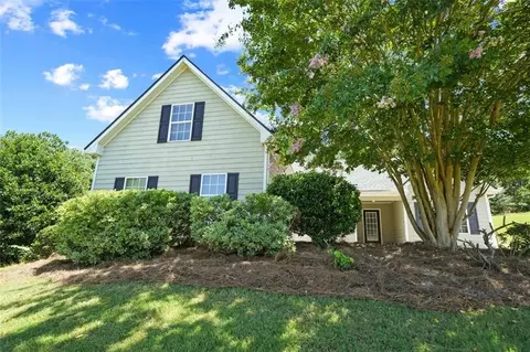 6345 Aarons Way, Flowery Branch, GA 30542