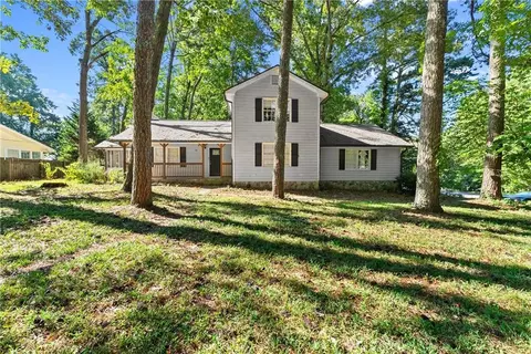 2826 Whippoorwill Cir, Duluth, GA 30097