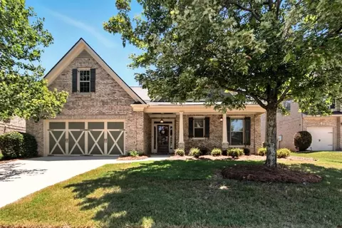983 Spanish Moss Trl, Loganville, GA 30052