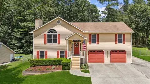 1395 La Maison Dr, Lawrenceville, GA 30043
