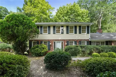 4948 Windhaven Ct, Dunwoody, GA 30338