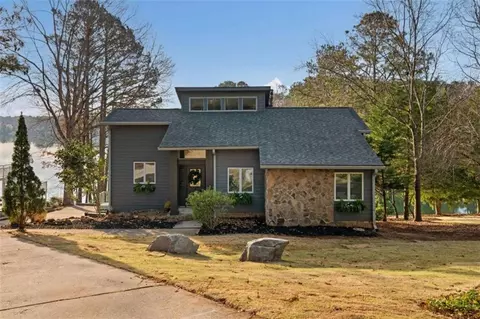 1190 Plantation Dr, Villa Rica, GA 30180