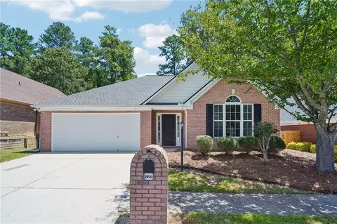 2733 Newtons Crest Cir, Snellville, GA 30078