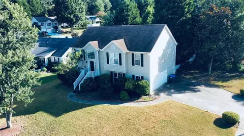 1161 Riverside Run Ln, Sugar Hill, GA 30518