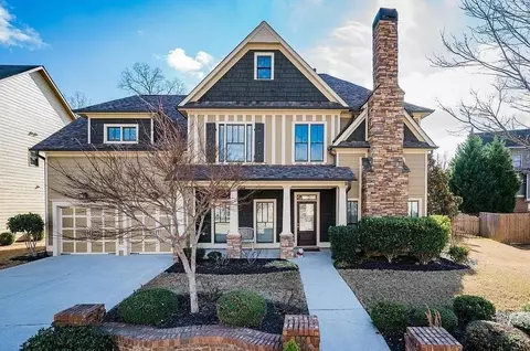 255 Lily Cove Dr, Loganville, GA 30052