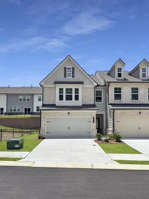 2850 Habibi Ct, Buford, GA 30519