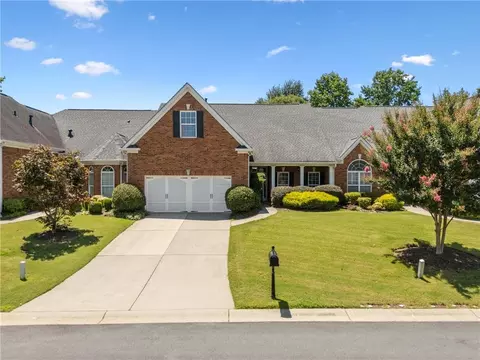 5380 Villa Lake Ct, Suwanee, GA 30024