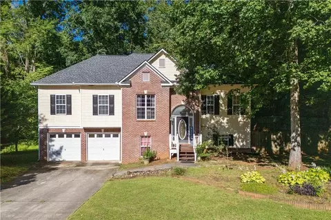 129 Onyx Ct, Carrollton, GA 30116