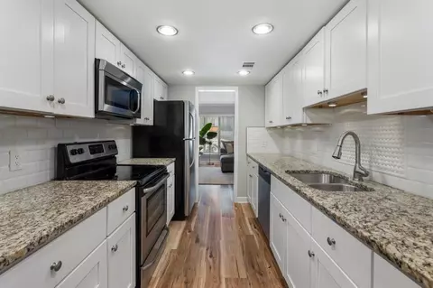 46 Ivy Rdg NE, Atlanta, GA 30342