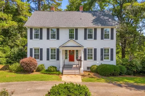 495 Shankle Hts, Commerce, GA 30529