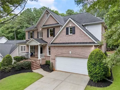 1085 Beacon Hill Xing, Alpharetta, GA 30005