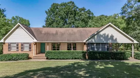 5586 Cave Springs Rd, Douglasville, GA 30134