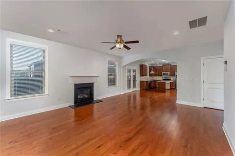 Living - 624 East Hampton Pl, Canton, GA 30115 photo 5 of 8