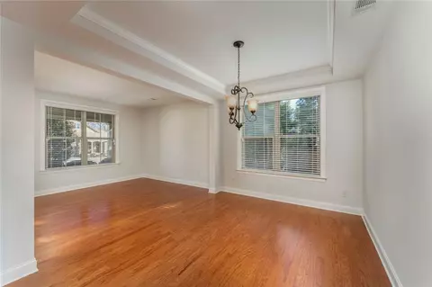 Living - 624 East Hampton Pl, Canton, GA 30115 photo 2 of 8
