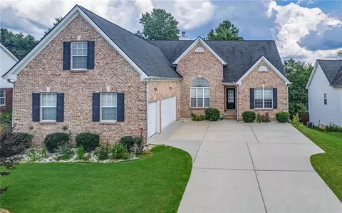 3345 Stoneleigh Run Dr, Buford, GA 30519 photo 4