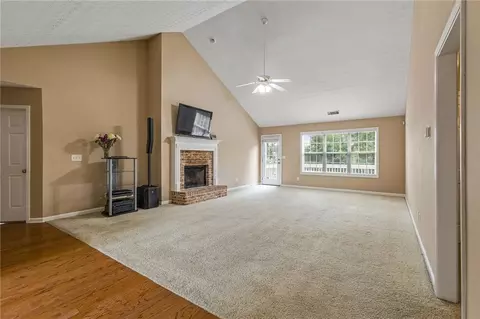 3345 Stoneleigh Run Dr, Buford, GA 30519 photo 9