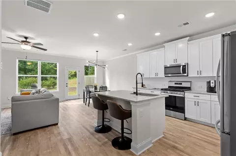 Kitchen - 6780 Cedar Glen Rd, Atlanta, GA 30360 photo 1 of 5