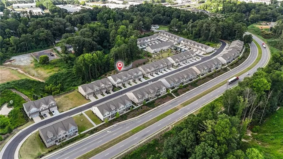 View/Area - 6780 Cedar Glen Rd, Atlanta, GA 30360 photo 2 of 3