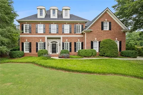 1058 Hunters Brook Ct NE, Atlanta, GA 30319