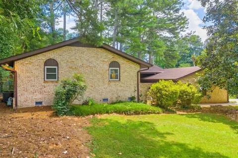 3102 Claiborne Dr, Duluth, GA 30096