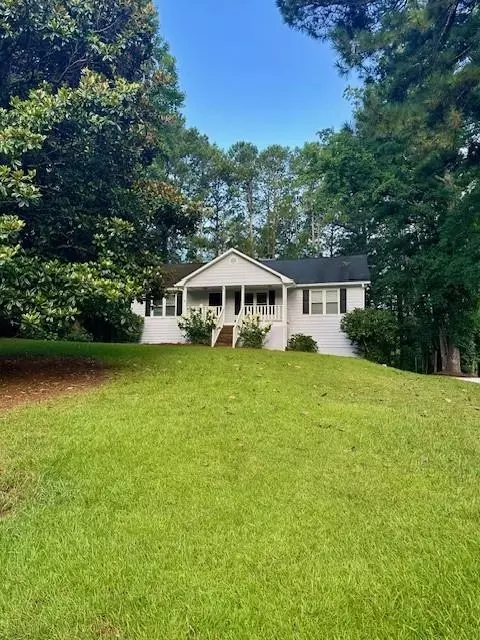 34 Cedar Creek Ct, Acworth, GA 30101