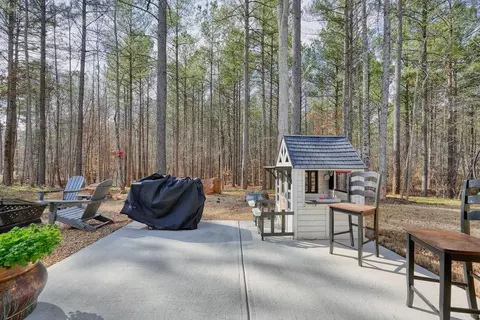 Exterior - 1312 Mcgarity Rd, Temple, GA 30179 photo 4 of 14