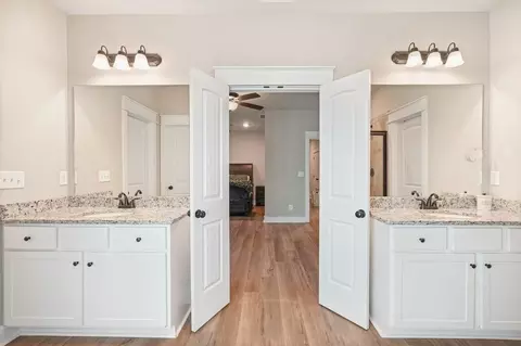 Entry Way - 1312 Mcgarity Rd, Temple, GA 30179 photo 9 of 11
