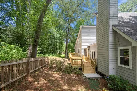 569 Farmbrook Trl NE, Kennesaw, GA 30144 photo 28