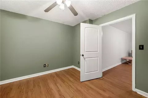 569 Farmbrook Trl NE, Kennesaw, GA 30144 photo 30