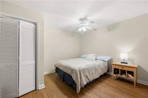 569 Farmbrook Trl NE, Kennesaw, GA 30144 photo 32