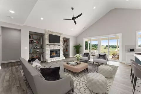 Living - 956 Wind Dance Ct, Demorest, GA 30535 photo 3 of 3