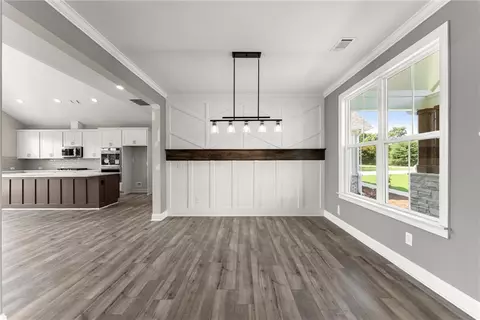 Dining - 956 Wind Dance Ct, Demorest, GA 30535 photo 1 of 2