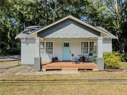 1216 S Broad St, Monroe, GA 30655