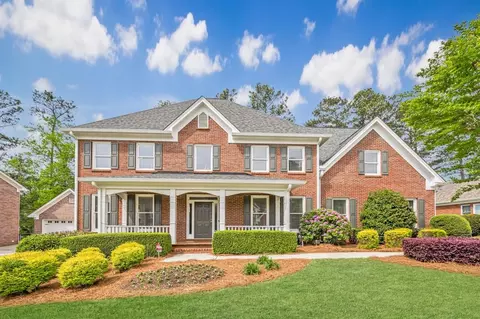 1611 Threepine Pl, Lilburn, GA 30047
