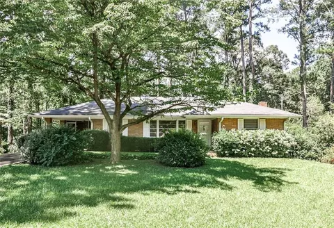 2770 Hollywood Dr, Decatur, GA 30033