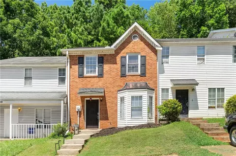 7220 Crestside Dr, Austell, GA 30168