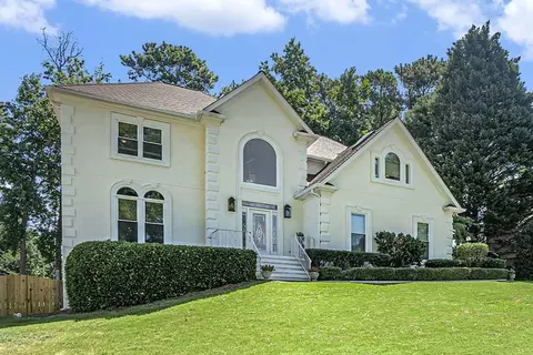 1660 Hickory Lake Dr, Snellville, GA 30078