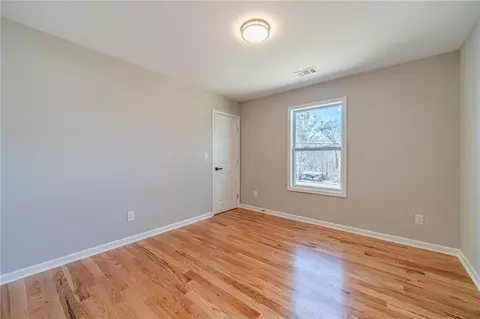 Bedroom - 2741 Pierce Rd, Gainesville, GA 30507 photo 5 of 10