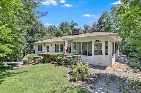 701 Wildwood Cir, Clarkesville, GA 30523