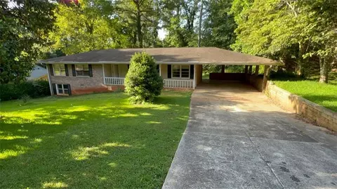 4853 Pine Shadows Dr, Stone Mountain, GA 30088