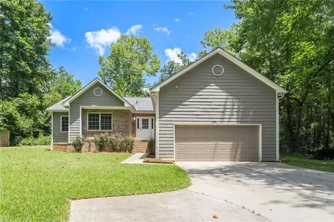 2904 Pleasant Ridge Dr, Decatur, GA 30034