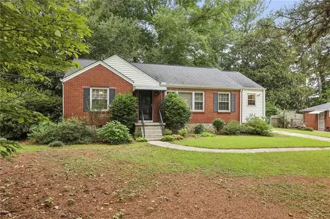 1377 Midlawn Dr, Decatur, GA 30032