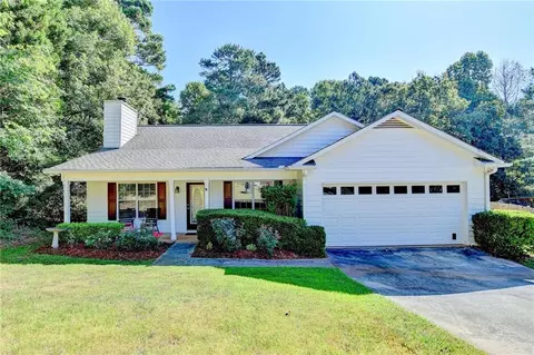 476 Cedar Trl, Winder, GA 30680