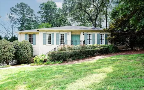 203 Hycliff Rd SW, Rome, GA 30165