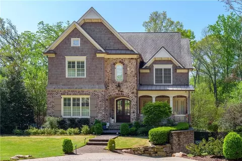 44 Barbara Ln, Atlanta, GA 30327