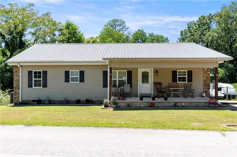 570 Baldwin Falls Rd, Baldwin, GA 30511